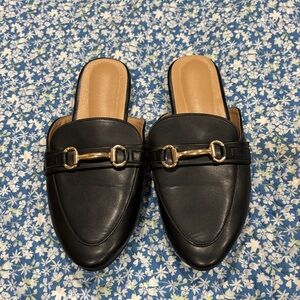 Classic Black Leather Backless Loafers with Gold Horsebit